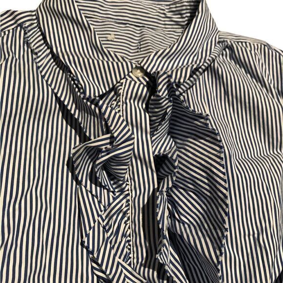 Talbots size XL pin stripped blouse excellent condition - Picture 2 of 2